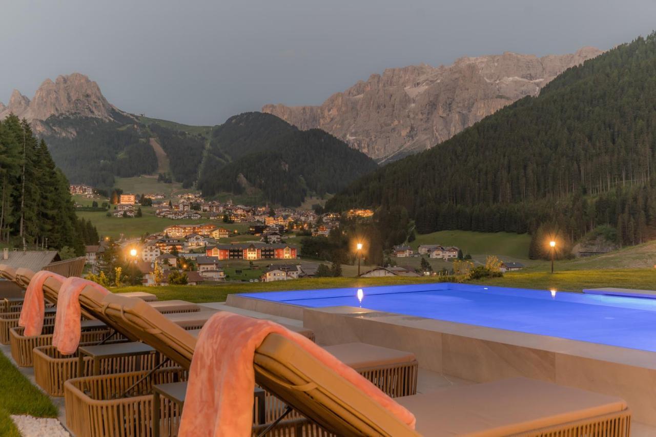 Hotel Rodella Selva di Val Gardena Luaran gambar