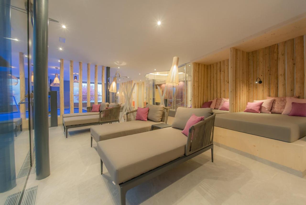 Hotel Rodella Selva di Val Gardena Luaran gambar