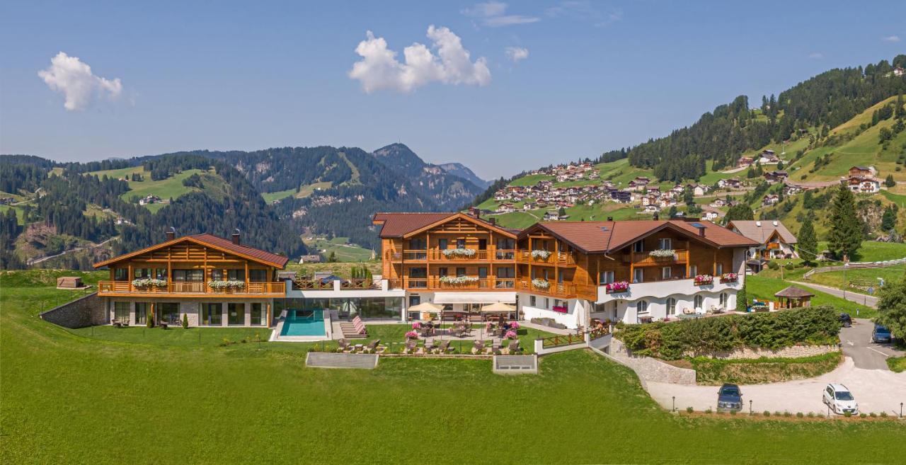Hotel Rodella Selva di Val Gardena Luaran gambar