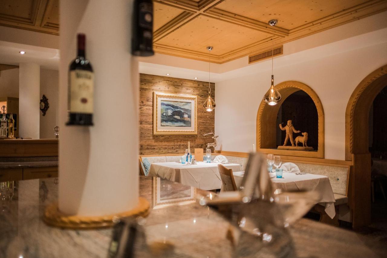 Hotel Rodella Selva di Val Gardena Luaran gambar